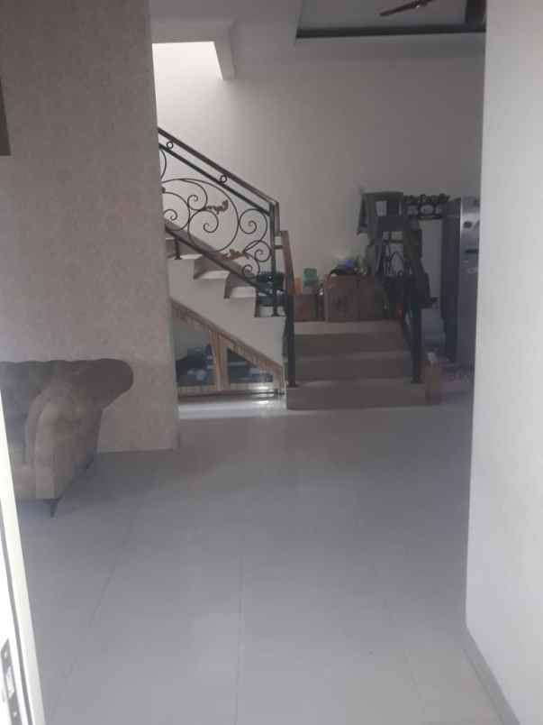 dijual rumah sukapura