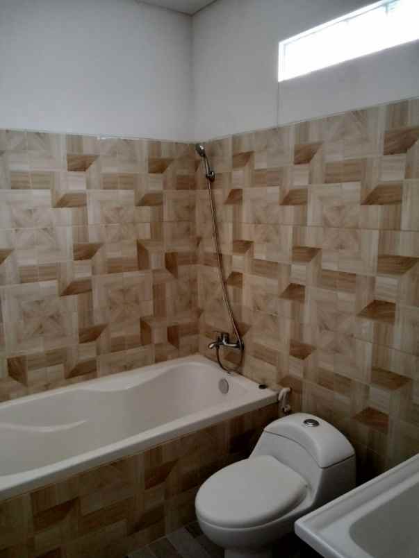 dijual rumah sukmaja depok