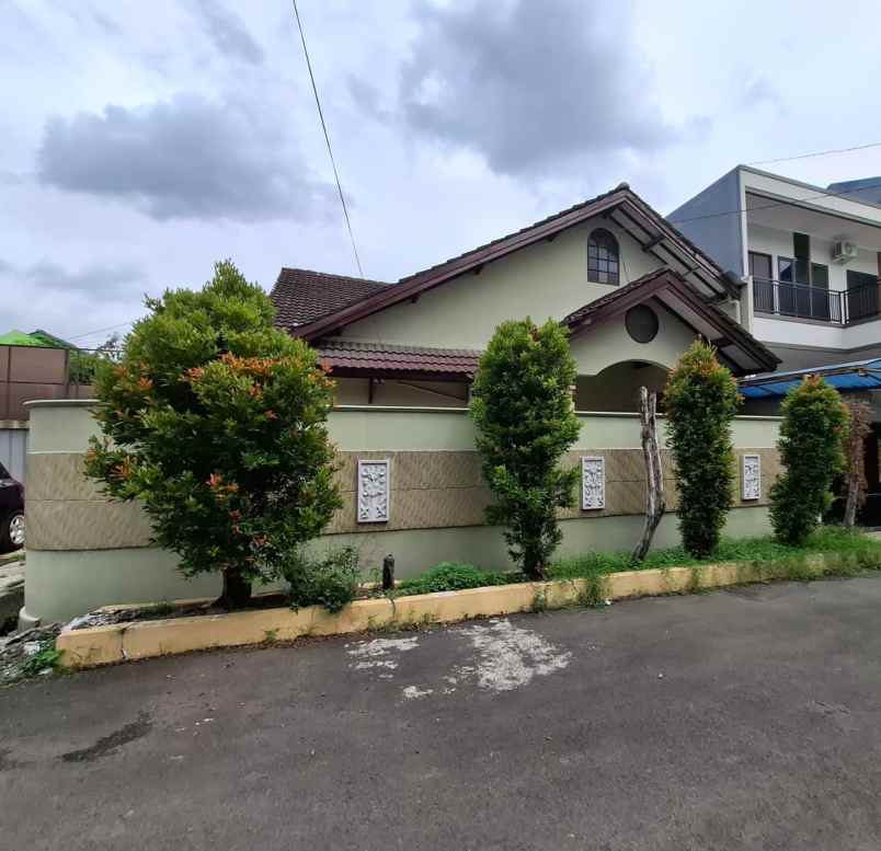 dijual rumah taman galaxy indah galaxy