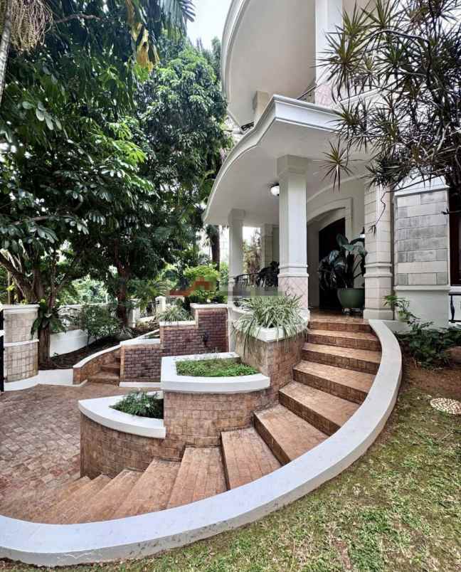 dijual rumah taman pondok indah pondok