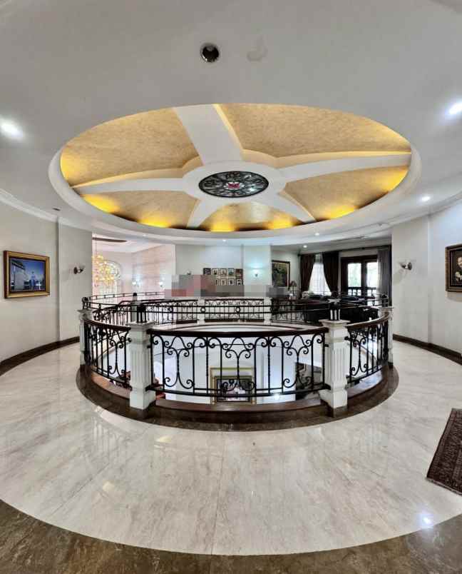 dijual rumah taman pondok indah pondok