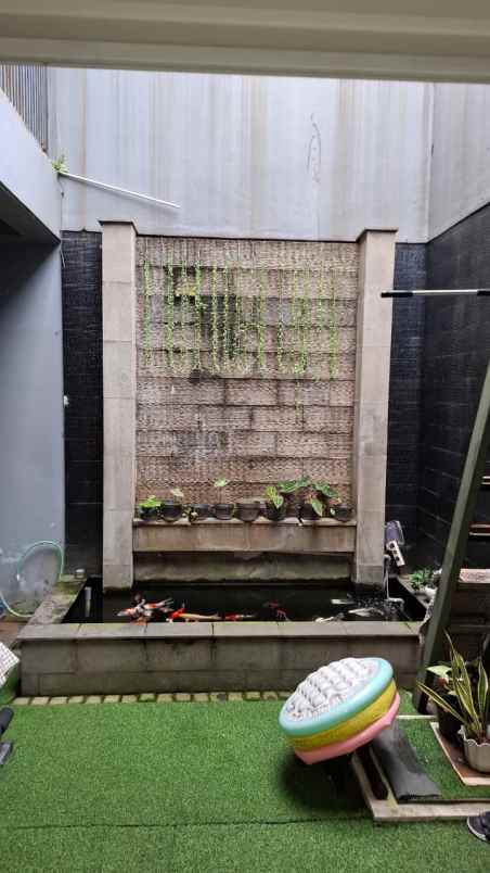 dijual rumah tanjung barat