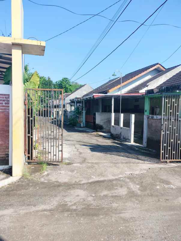 dijual rumah tegaltirto