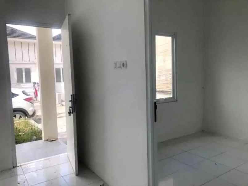 dijual rumah tenjo city metropolis