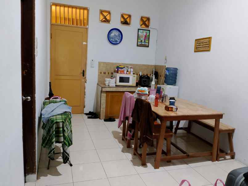 dijual rumah tinggal 2 lantai komplek johor katelia