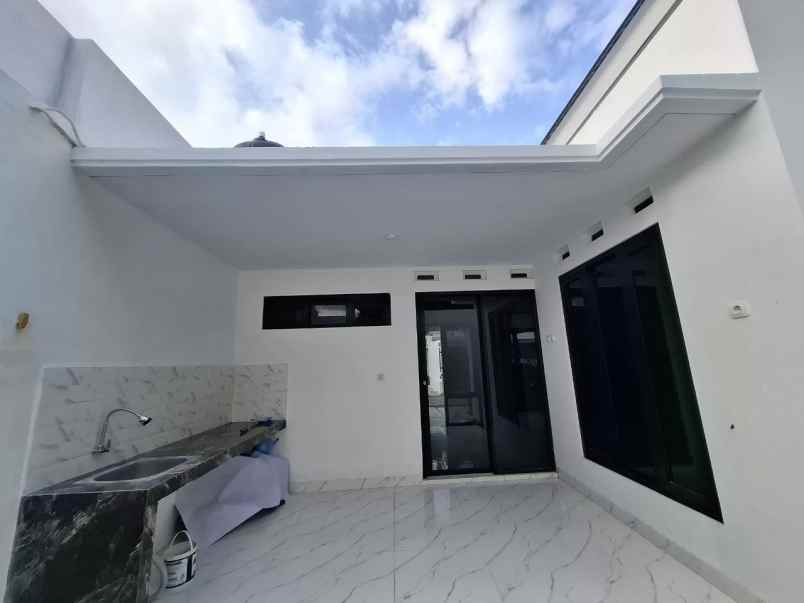 dijual rumah trukan selomartani kalasan