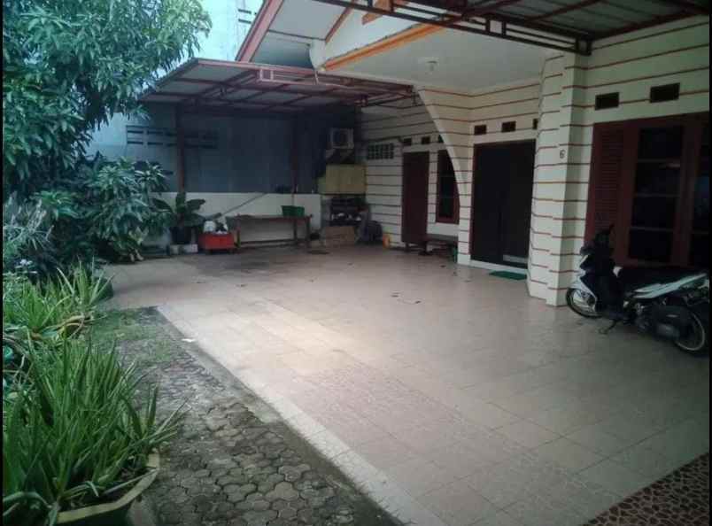 dijual rumah tugu utara