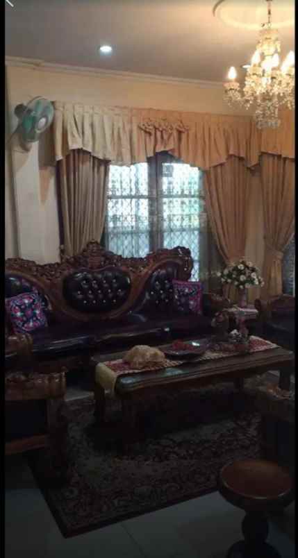 dijual rumah tugu utara