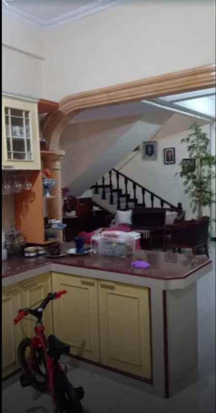 dijual rumah tugu utara