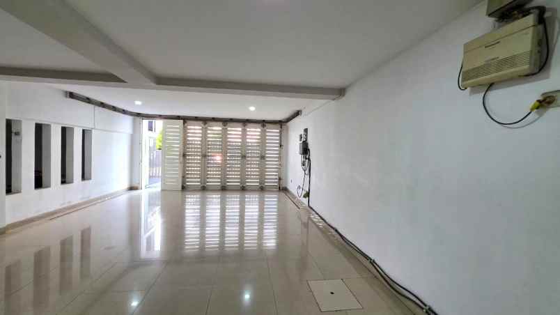 dijual rumah villa artha gading kelapa