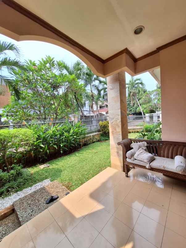 dijual rumah villa delima karang tengah