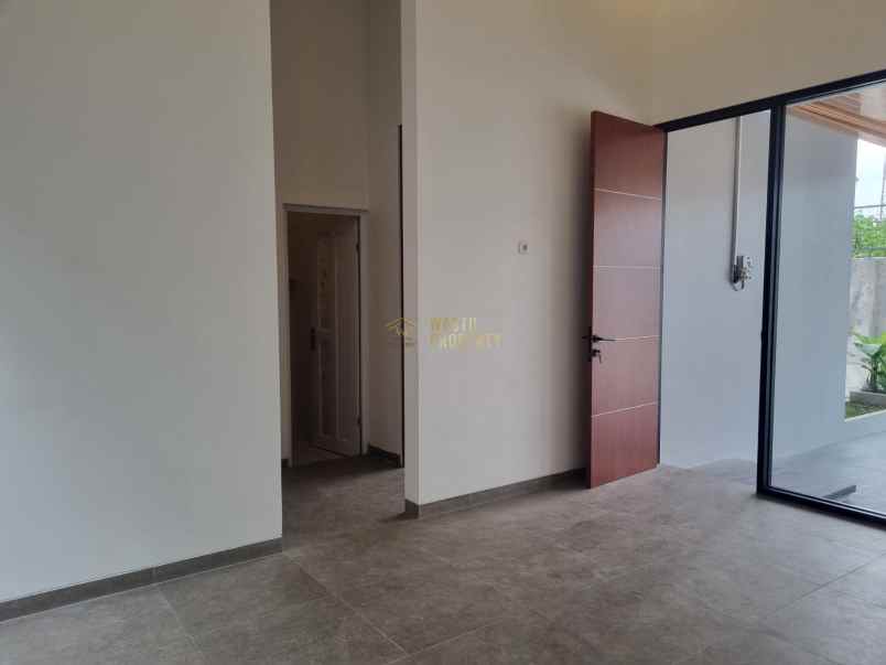 dijual rumah wedomartani ngemplak