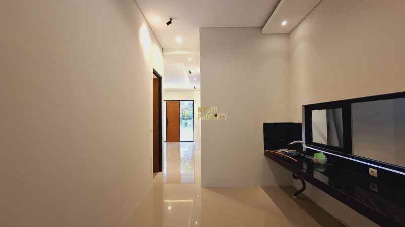 dijual rumah widodomartani ngemplak