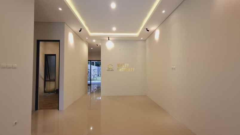 dijual rumah widodomartani ngemplak