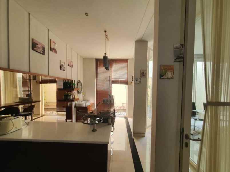 dijual rumah wisata bukit mas grand palais