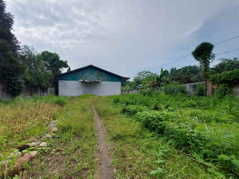 dijual tanah dan gudang di kelambir 5 hamparan perak