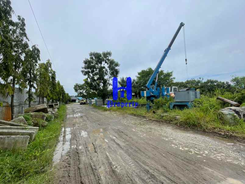 dijual tanah jalan pertahanan jl