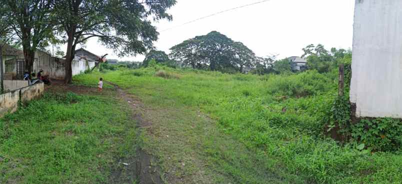 dijual tanah jalan soekarno hatta