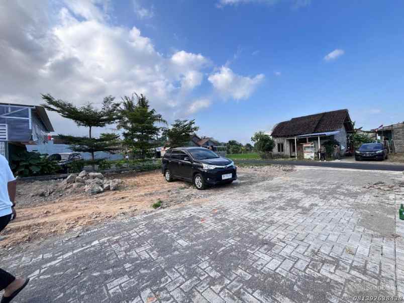 dijual tanah jl sri rahayu no 129