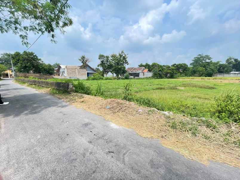 dijual tanah jl sumber kalitirto