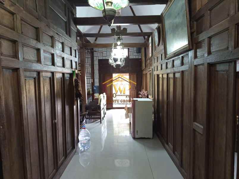 dijual villa moyudan sleman