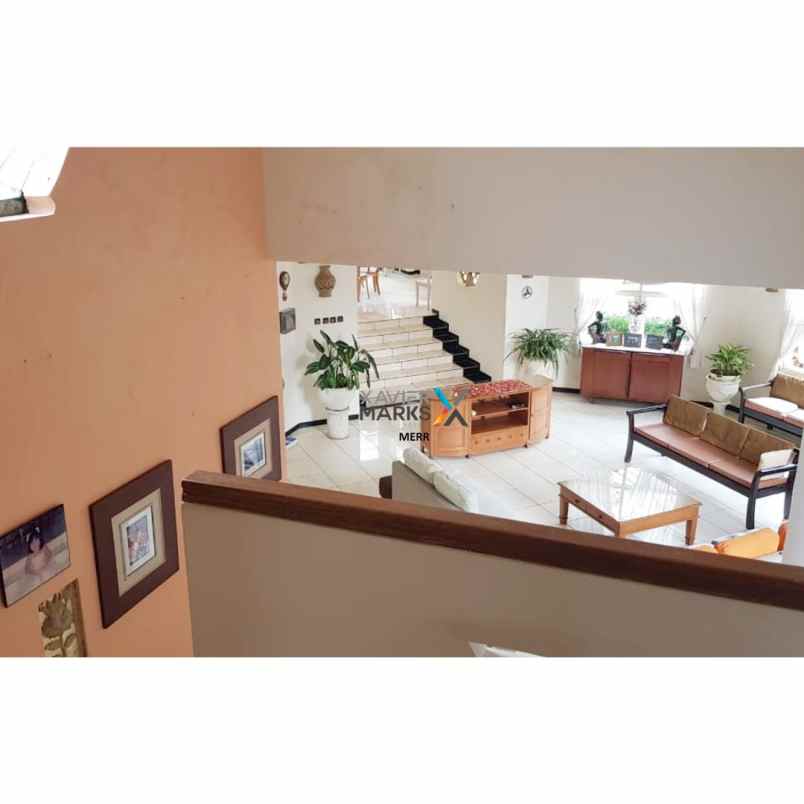 dijual villa vila bukit trawas