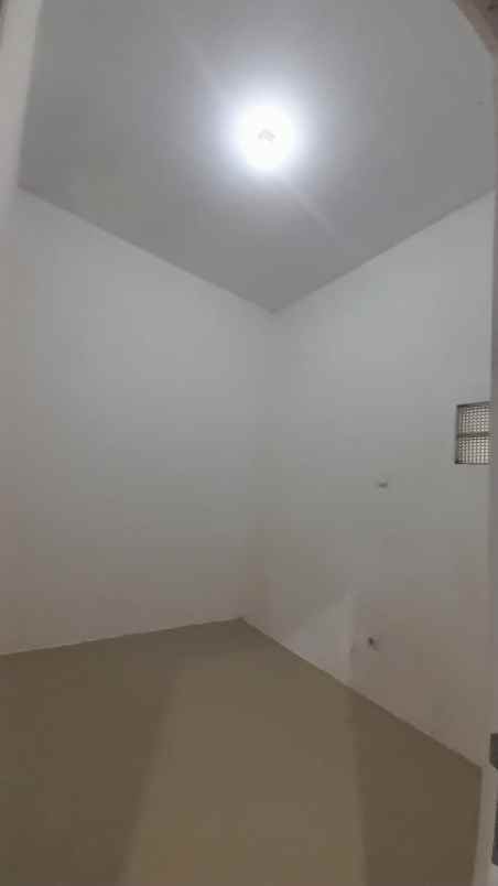 disewa rumah cakep di duta bumi bekasi kota c0633