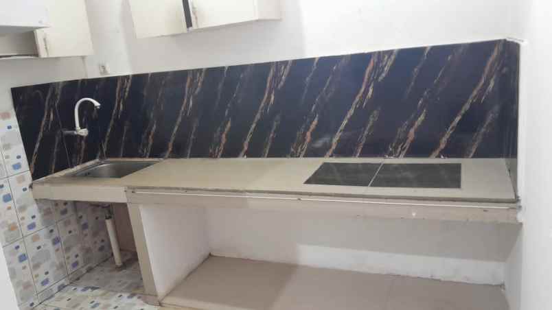 disewa rumah cakep di duta bumi bekasi kota c0633