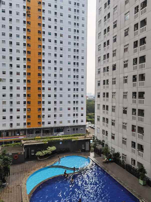 disewakan apartemen green pramuka city tower chrysant