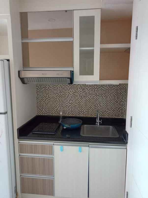 disewakan apartemen jalan pakuwon indah