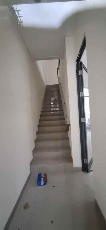 disewakan ruko gudang kantor gading serpong