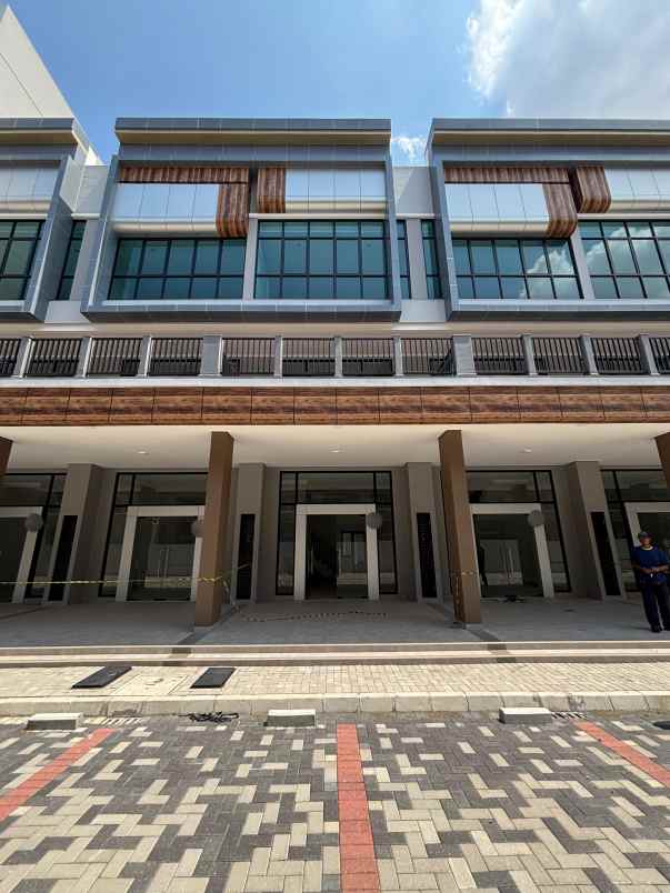 disewakan ruko gudang kantor ruko crystal summarecon bekasi