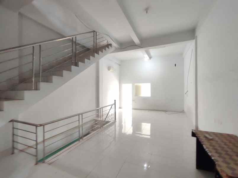 disewakan ruko jalan pahlawan medan perjuangan