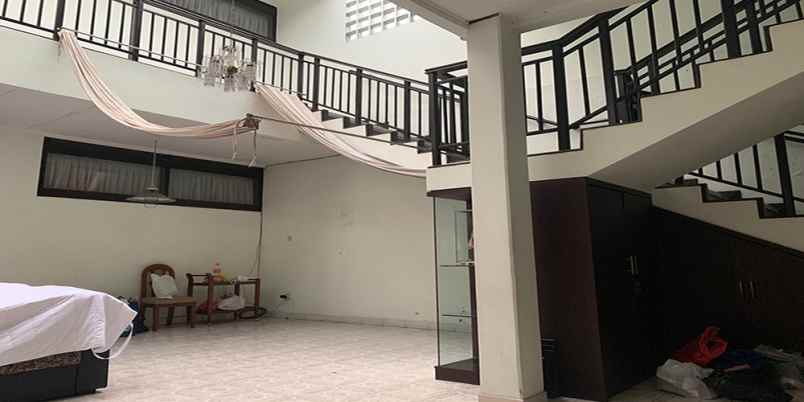 disewakan rumah cihapit