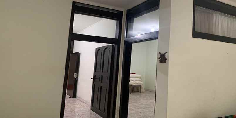 disewakan rumah cihapit