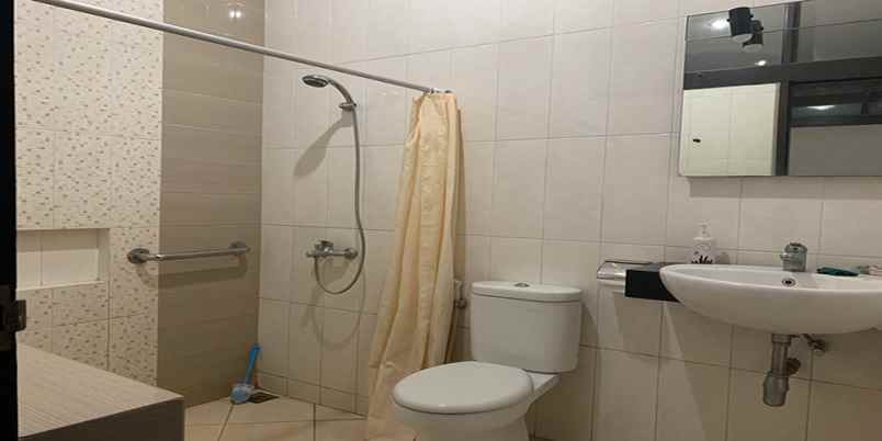 disewakan rumah cihapit