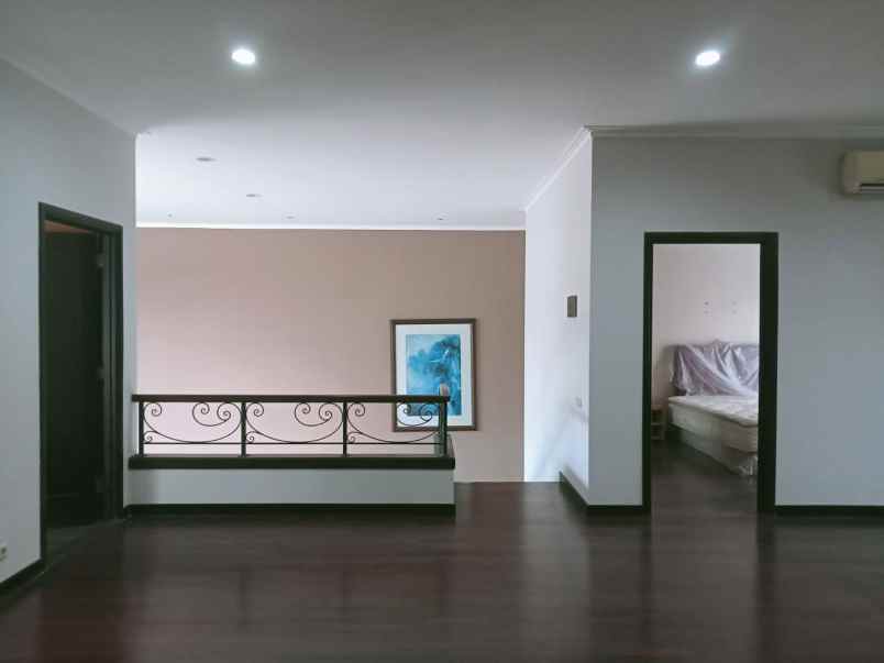 disewakan rumah graha famili wiyung