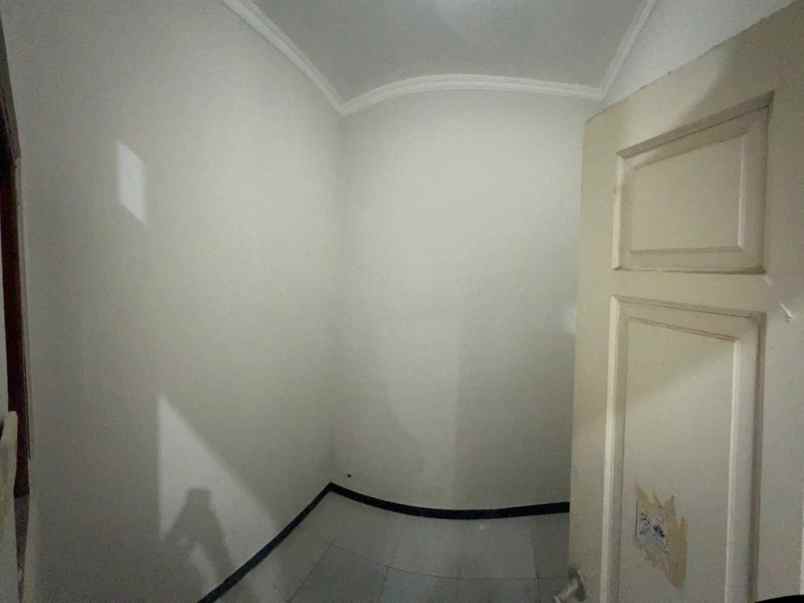 disewakan rumah jl tejosari raya gedawang banyumanik