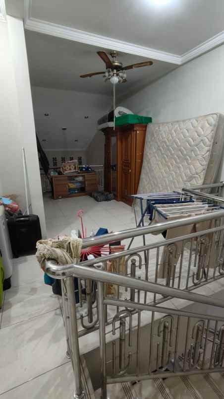 disewakan rumah kelapa cengkir kelapa gading