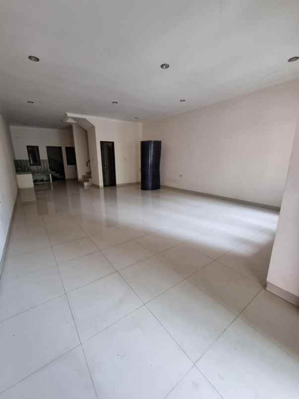 disewakan rumah kelapa gading