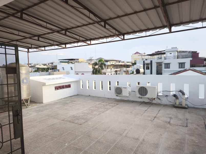 disewakan rumah komplek cemara asri jalan