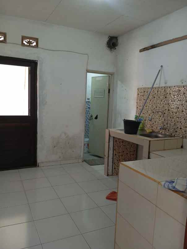 disewakan rumah padasuka