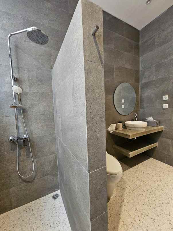 disewakan rumah pejaten barat 1 komplek