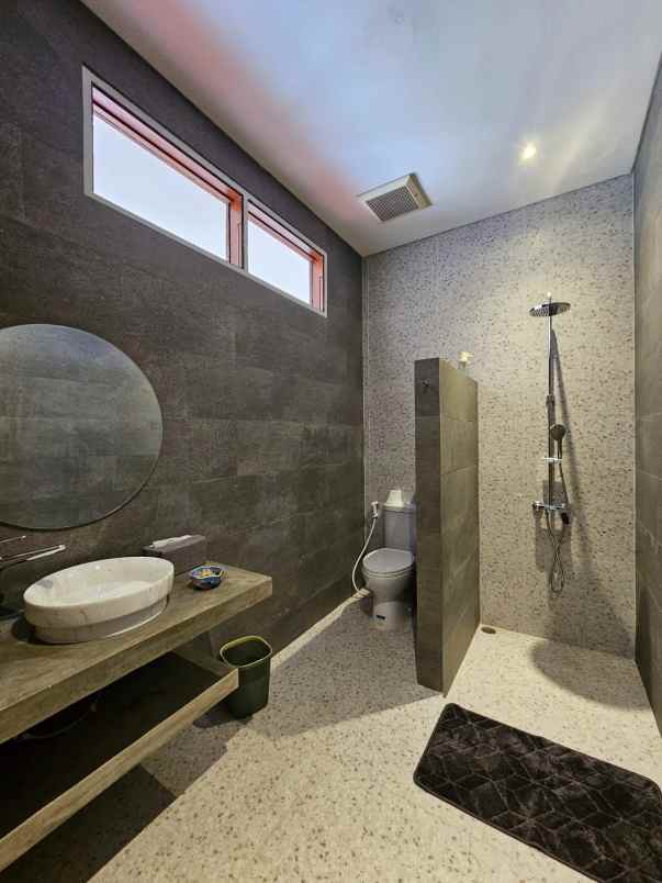 disewakan rumah pejaten barat 1 komplek