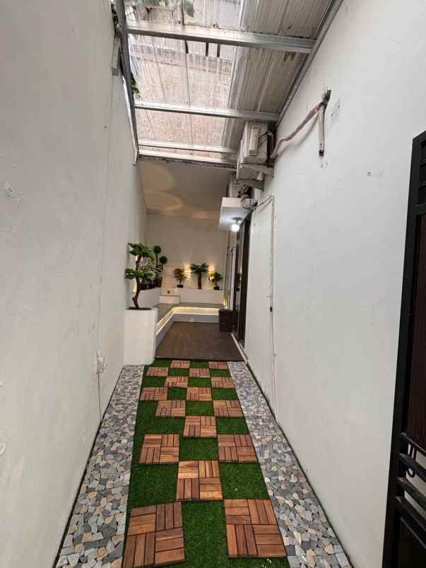 disewakan rumah perum emerald land