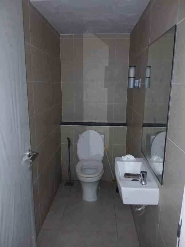 disewakan rumah perumahan sedayu city