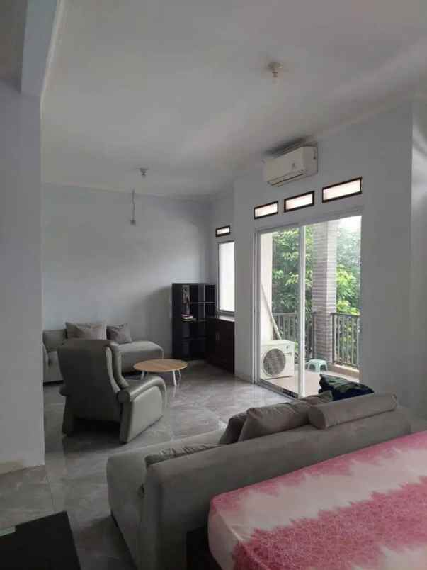 disewakan rumah pisangan ciputat