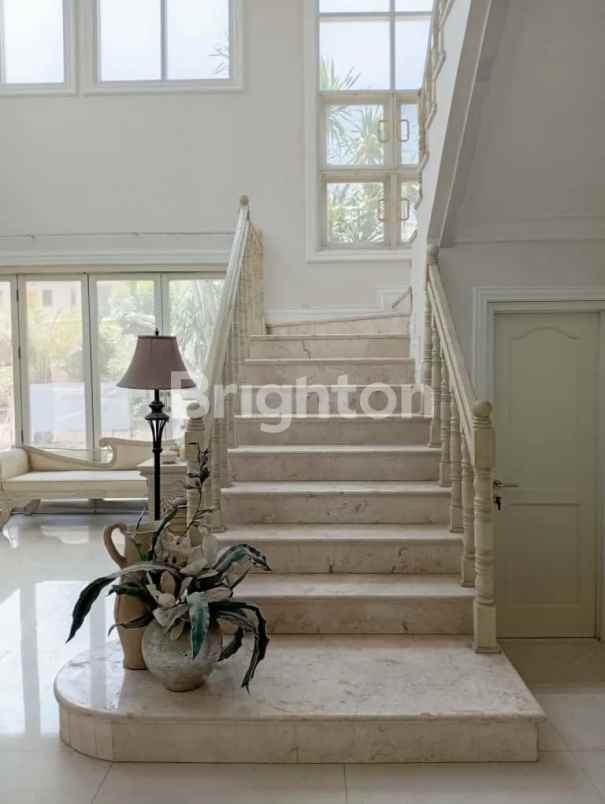 disewakan rumah regency 21