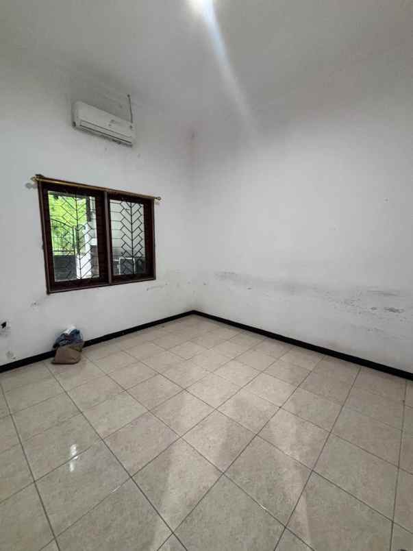 disewakan rumah wisma mukti klampis