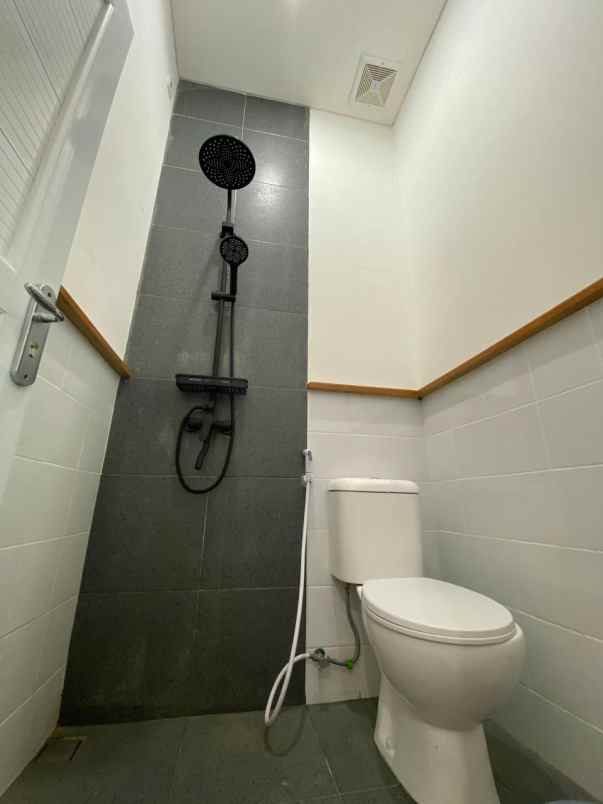 grand opening rumah modern banyak bonusnya